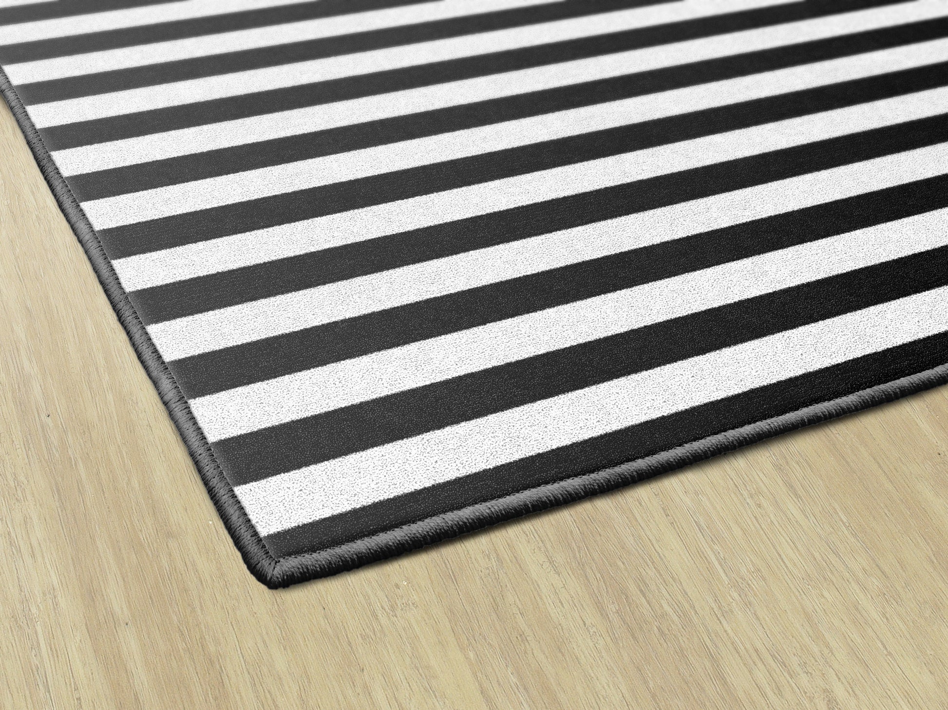 BLACK & WHITE STRIPE 5' X 7'6