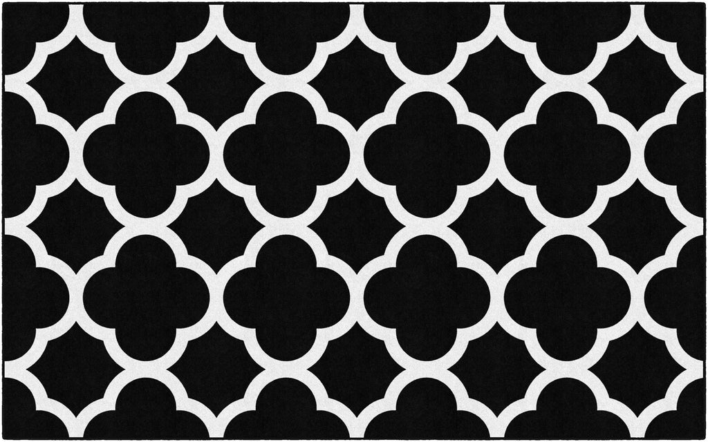BLK & WHITE QUATREFO 7'6"x12'